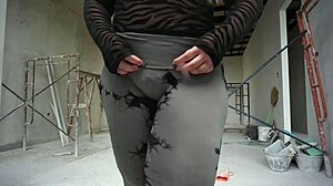 ever seen a big ass stepmom bounce that booty in tight yoga pants outdoors?