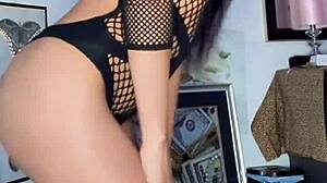 Dallas Escort RT Petite Bossbitch Does Tryst P411!