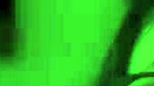 Καυτή γειτόνισσα MILF παρακαλάει για creampie βοήθεια από σκληρό πούστη