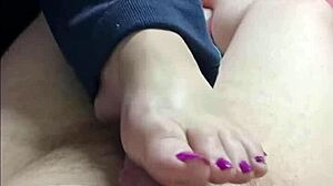 Stacy milf footjobs stepson jizzing her kinky bare feet