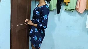 Desi bhabhi tvrdo vyjebaná devarom doma