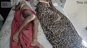 Maduro Tricks Vizita Into Bed-Sharing For Submissive Cum On Ass