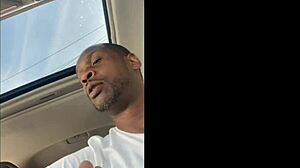 Hood white teen chick flaunts dirty feet and toes everywhere