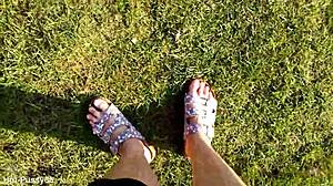 BARFUß German Hottie in Latschen Teases Sexy Feet Outdoors!