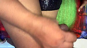 Desi girlfriend gets fed momos then fucked hard in OYO room