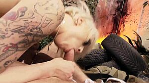 farrah fox slurps soldier's cock clean post fuck 💦😏