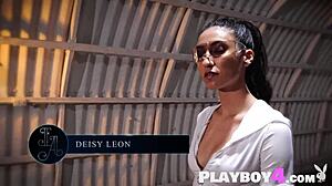 Deisy Leon Strips To Reveal Latina Teen Curves