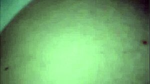 mineira safada sucks big black cock on são paulo beach.