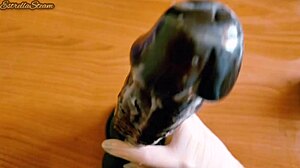 i glove-jerk this massive black dildo close-up feeling so horny pov