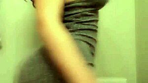 sexy brazilian big tits and ass shaking on webcam 😍🍑