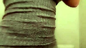 sexy brazilian big tits and ass shaking on webcam 😍🍑