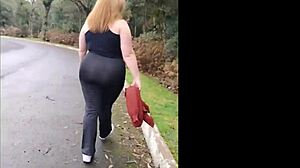 היי חמות, ללכת בלי תחתונים מדליק אותך להצגות טאבו?