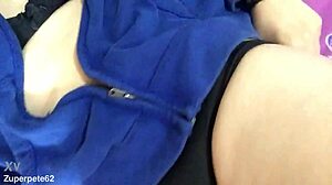 Cachonda Housewife Stepsister Crystal Masturbates Hot For Fans