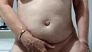 knocking one out quick while mummy's downstairs unaware...