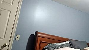 Marilyn's Wand Magic On Her Chubby Curves!