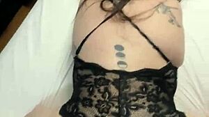 wanna fuck fat latina milf pussy with deep ass finger?