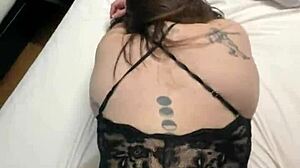 wanna fuck fat latina milf pussy with deep ass finger?