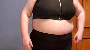 Hej Becca, ten tłusty BBW ciało uwielbia zabawę dildo