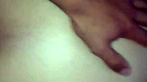 cogiendome a mi puta... comente y subo mas putos!!