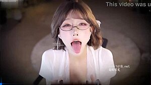 OL Zhang Ailing พิธีกรรมแฟนคลับล่อด้วย ASMR เย้ายวน