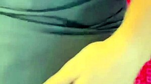 Roseredvip's burger pussy craves your hungry mouth dive