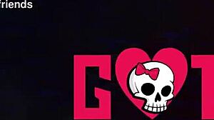 तुझे देखना अच्छा लगता है सिसी रोज को रफ करके फेशियल कमशॉट देते हुए?