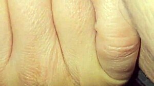 that mature woman big ass excites me... ugh so much!