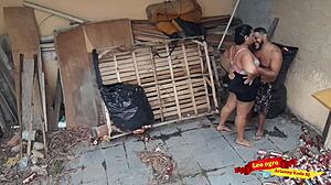 Gordinha Gives Ass to Brother-in-Law in Abandoned House!