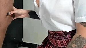 virgin chica sucks friend's hubby's dick in real casting 😲🍆💦