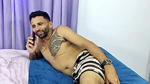 chamei garota do job gostosa pro anal mas gozei na boca dela