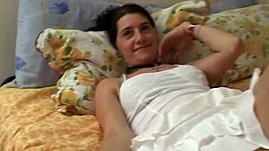 Fuck this naughty milf's hole with wet cock?