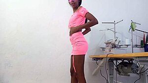 hot indian brunette returns flashing mature ebony assplay homemade