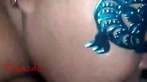 بوتا الجائعة تشتهي تدليك عميق خاضع لحس ومص