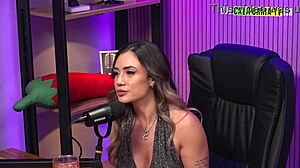 rafa hot blonde bombshell rules virtual sex with big tits