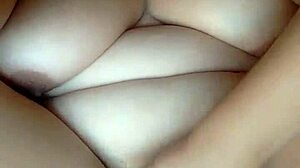 argentinian masturbator teen fingers pussy to squirting orgasm solo