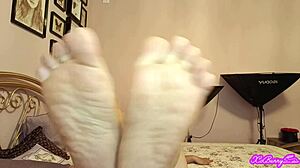 mistress xo bunny shoves dirty feet right in your face