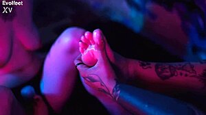 oh god these lesbian foot lovers lick toes and suck wet pussies!