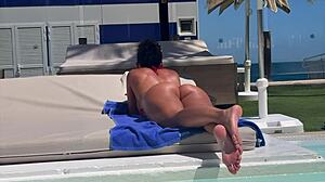 spying hot tourist resort best ass ever fuck her room 😍🍑