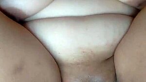 argentinian masturbator teen fingers pussy to squirting orgasm solo