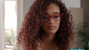 scarlit scandal devours adira allure's wet pussy