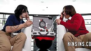 Fuck-uri taboo familie vitregă cu tata și unchi mă înnebunesc