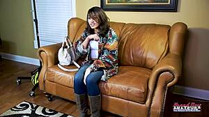 rihanna's inked skinny body dildo-bangs her wet pussy then deepthroats! 💦😈