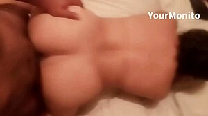 deliciosa chelita milf spreads pussy for taboo ass play