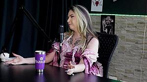 First Anal Face-On Creampie Addicted to Threesomes Raphaela Savanah