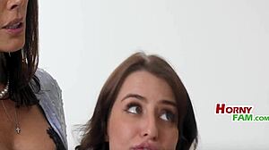 Степ мамата и аз молим степ таткото да остане за груповата ни ебава