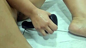 hey friend squirt your milk while i dildo my latina milf pussy