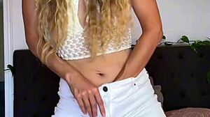 i luv teasin you guys... more for my subs only hehe
