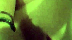 my girlfriend toys her pussy 😈🔥