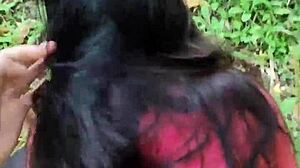 Outdoor creampie nearly caught with horny Filipina girlfriend!