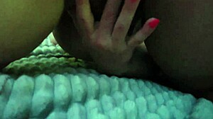 See her closeup fingering pussy then vibe it deep?